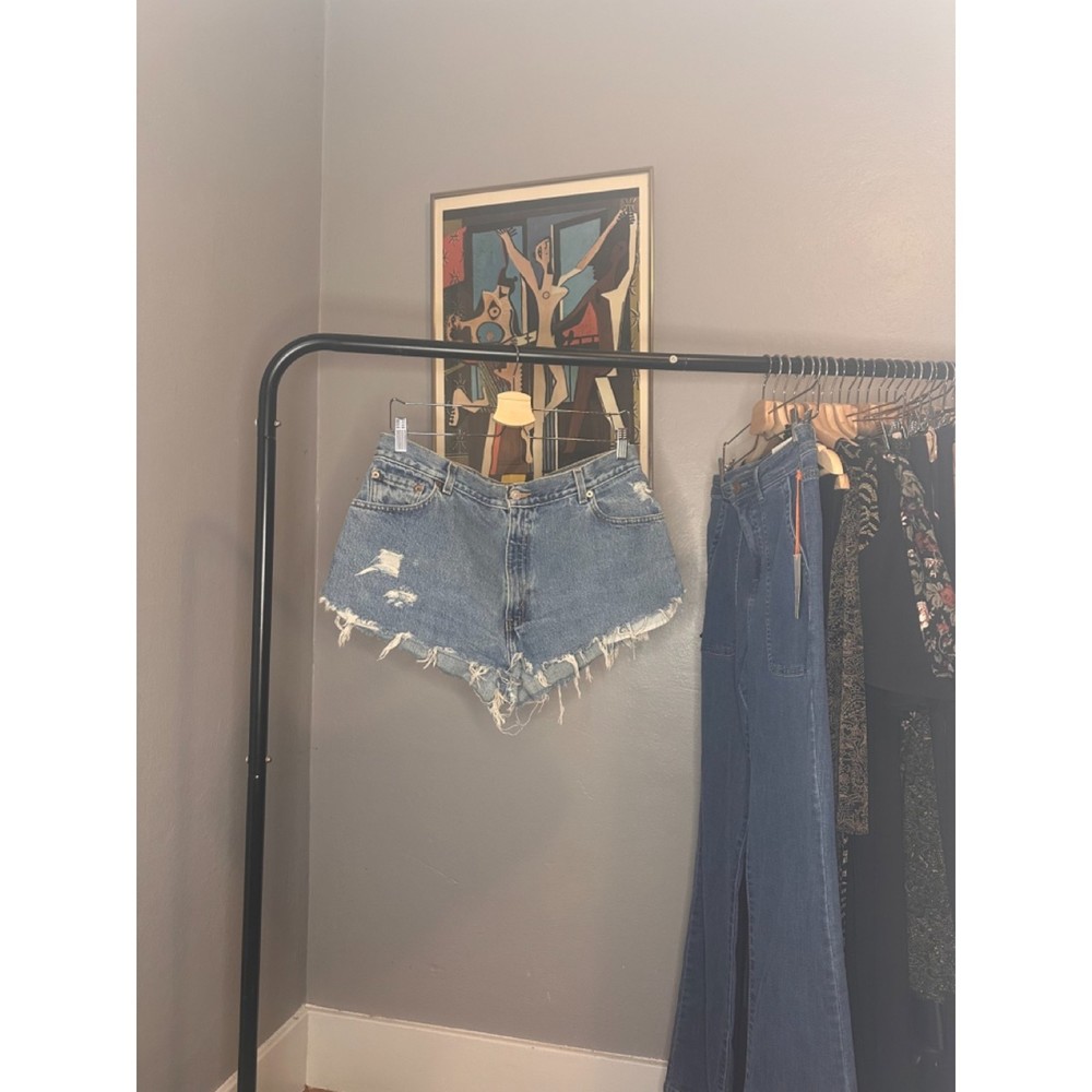 Vintage Levi 550 Light Wash Cutoffs - Picture 2 of 7